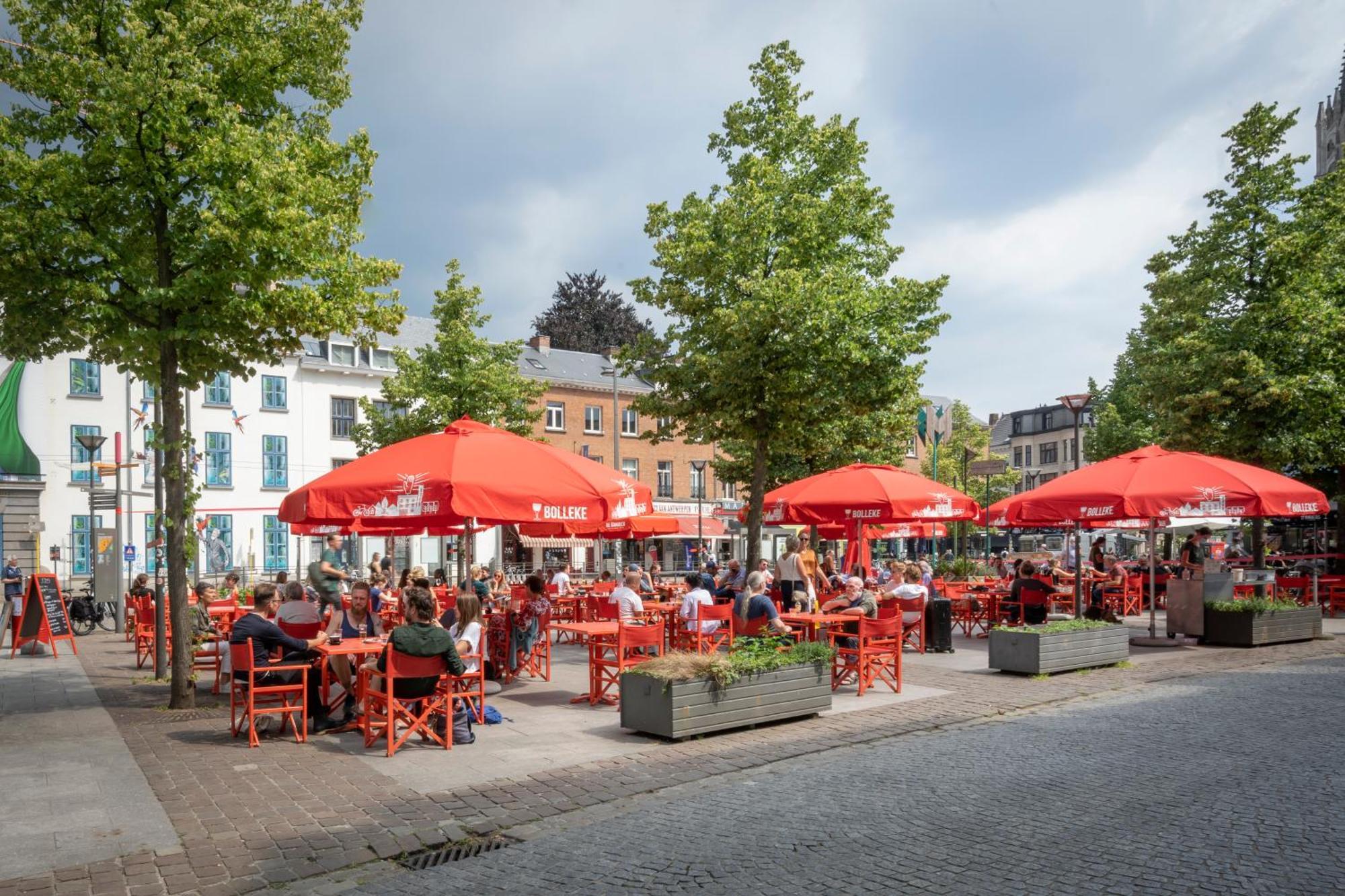 Shway - The Black Pants Antwerp Exterior photo